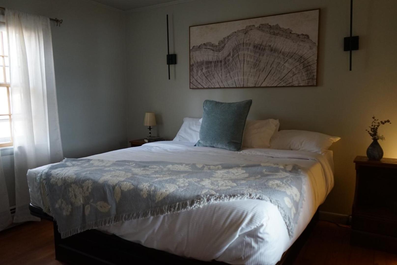 Alamoosook Lakeside Inn Orland Bagian luar foto